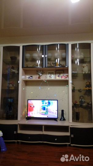 Шкаф в гостинную