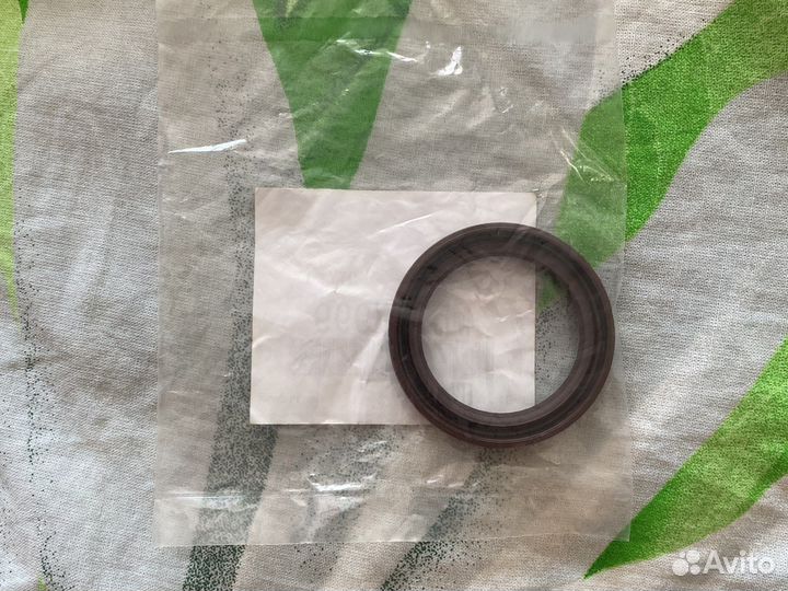 Сальник коленвала передний на Лансер 9