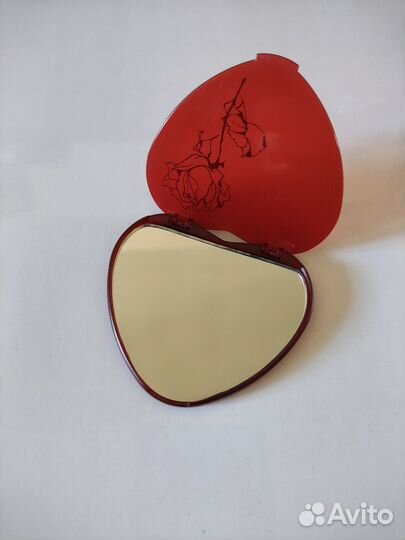 Зеркальце складное женское