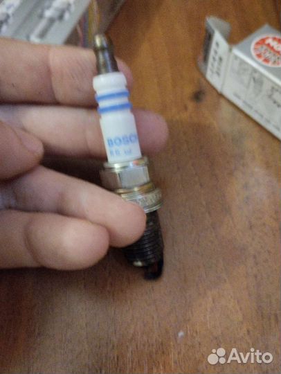 Продам свечи для автомобиля