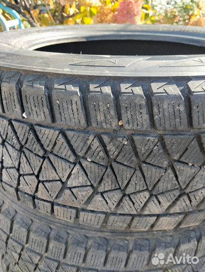 Bridgestone Blizzak DM-V2 225/60 R17 99S