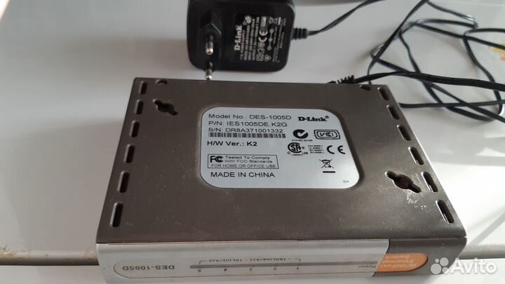 Коммутатор D-link1005