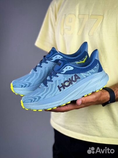 Кроссовки Hoka Challenger Art 7