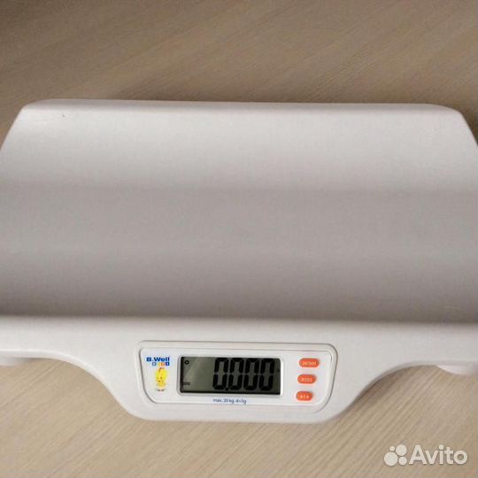 Весы детские B.Well для новорожденных