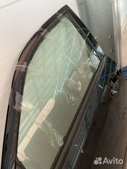 Mitsubishi airtrek дверь