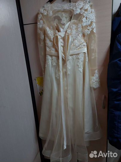 Вечернее платье