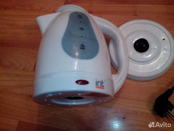 Чайник электрический бу