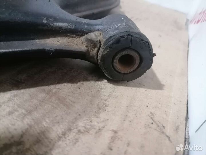 Рычаг передний Toyota Tercel