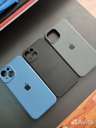 Чехлы и стекло на iPhone 14