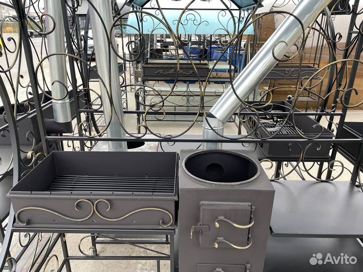 Мангал с печью под казан и крышей