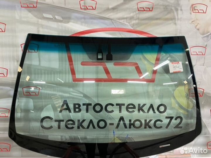 Лобовое стекло Toyota Rav 4 5D 2006