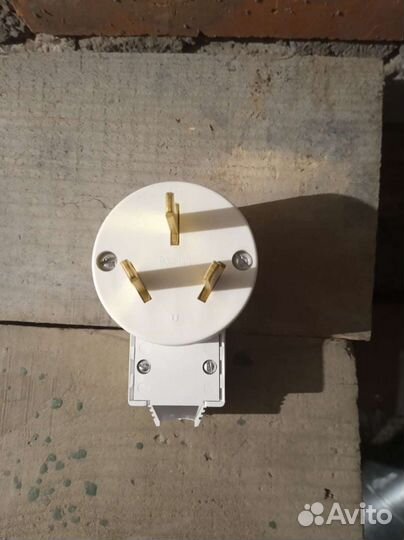 Вилка электрическая