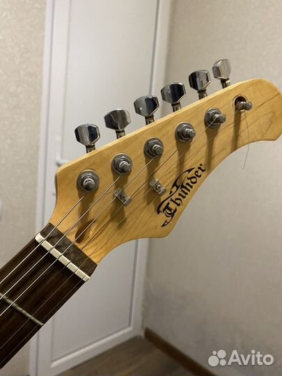 Электрогитара