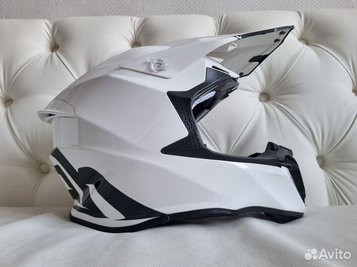 Новый Кроссовый шлем Airoh Twist 2.0 White