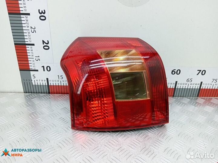 Фонарь задний левый габаритный Toyota Corolla