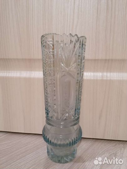 Ваза хрустальная