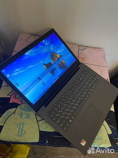 Современный ноутбук Lenovo ideapad 330