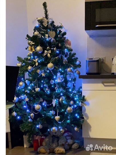 Ёлка искусственная