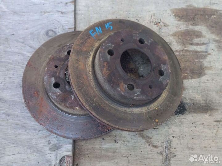 Тормозные диски Nissan Pulsar fn15