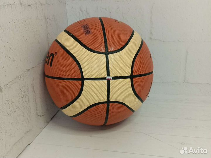 Баскетбольный мяч