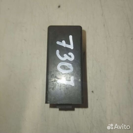 Блок упр. блок. дифференциала Mitsubishi Pajero 2