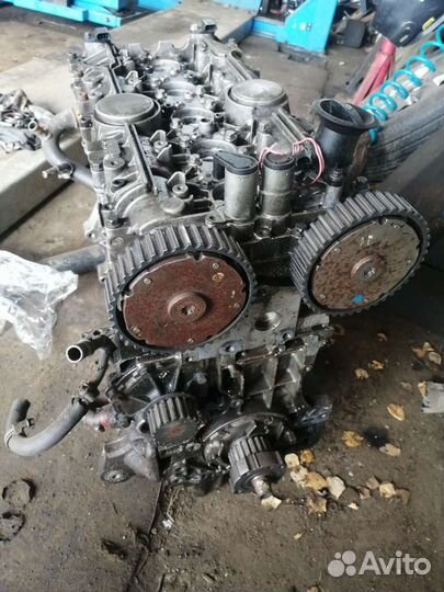 Двигатель B5254T12