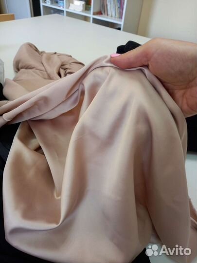 Тонкий атлас с эластаном 10м