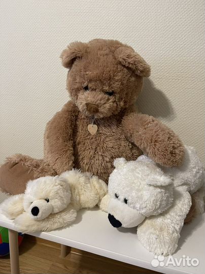 Медведи плюшевые