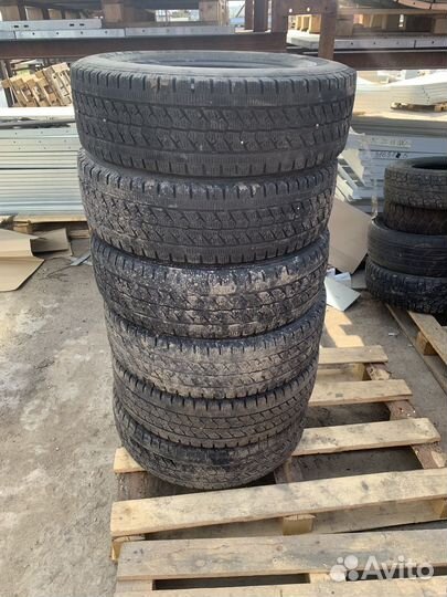 Bridgestone Blizzak W979 225/75 R16