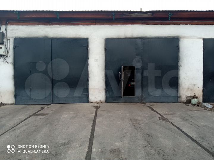 Гараж, > 30 м²