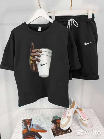Костюм Nike Стакан