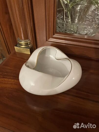 Пепельницы цветное стекло фарфор