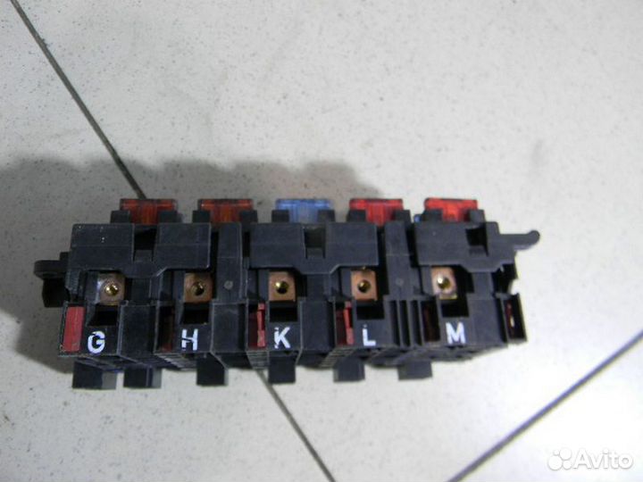 Блок предохранителей