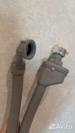 Шланг с аквастопом