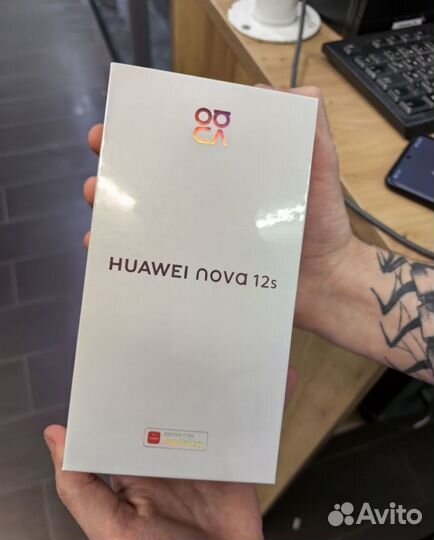 HUAWEI nova 12s, 8/256 ГБ