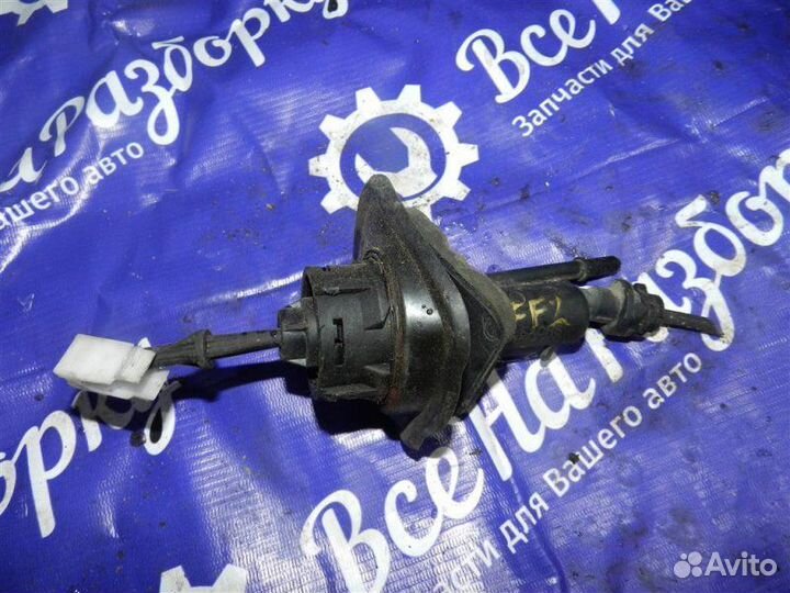 Рабочий цилиндр сцепления Ford Focus 2 седан 1