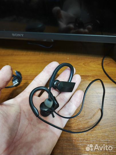 Bluetooth гарнитура