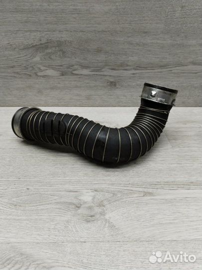 Патрубок интеркулера левый Mercedes C-Class W 203