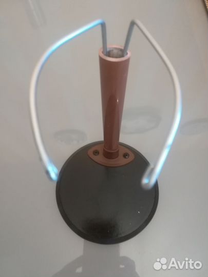 Подставка, стойка для коллекционной куклы