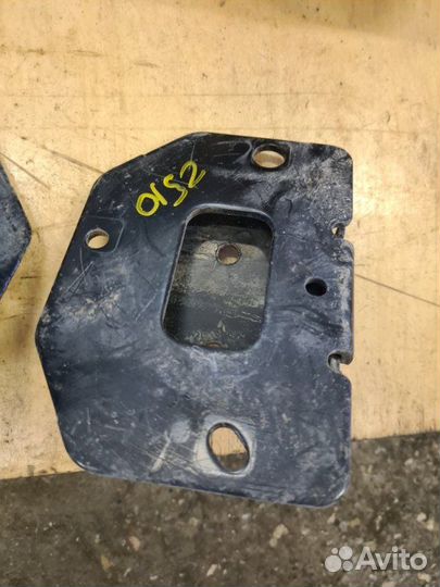 Крепление бампера заднее Nissan Murano Z51 VQ35DE