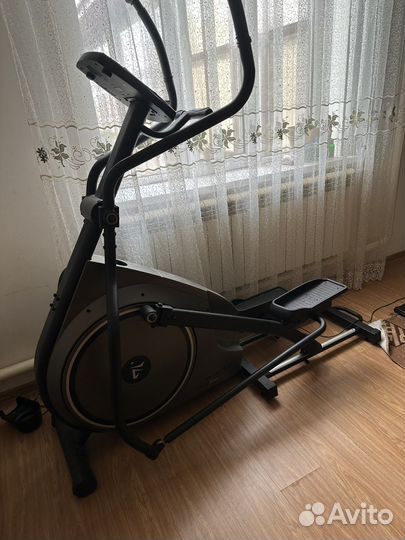 Эллиптический тренажер