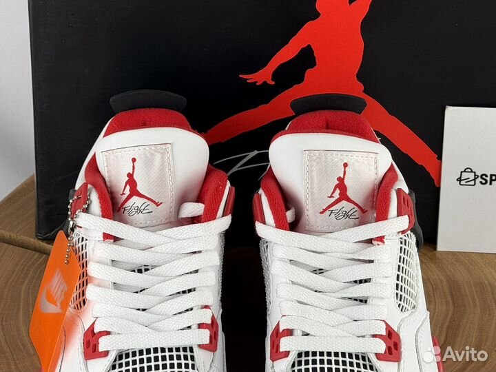 Кроссовки Nike Air Jordan 4 Fire Red