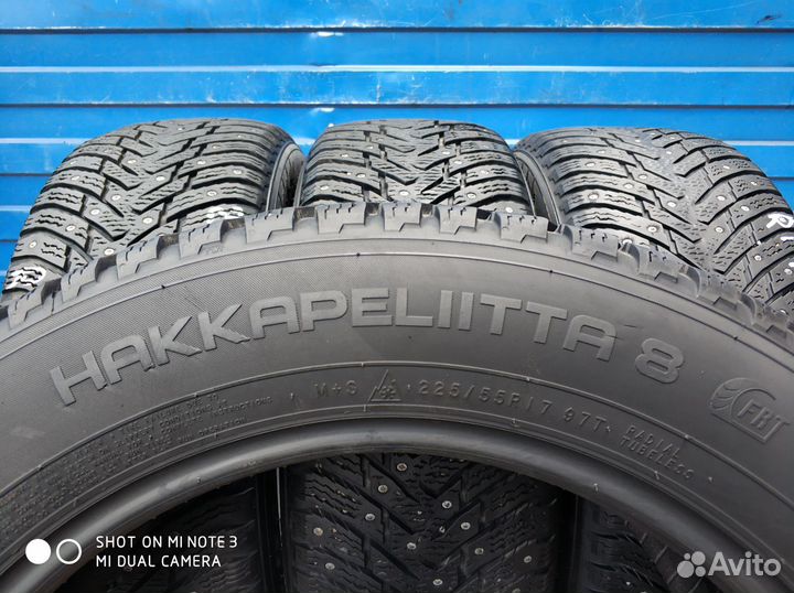 Nokian Tyres Hakkapeliitta 8 225/55 R17 99H