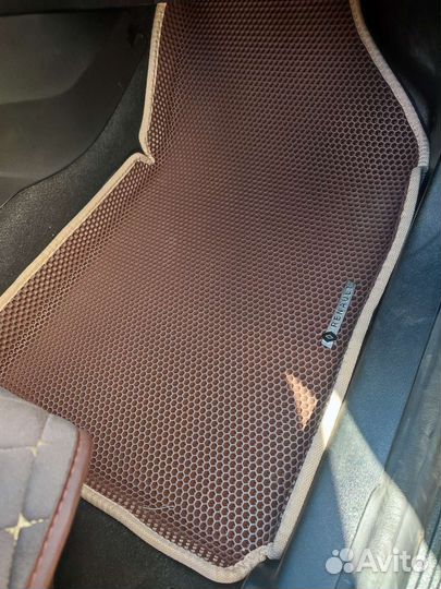 Коврики eva на Reno Arkana