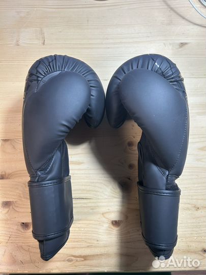 Боксерские перчатки 12 oz takeshi