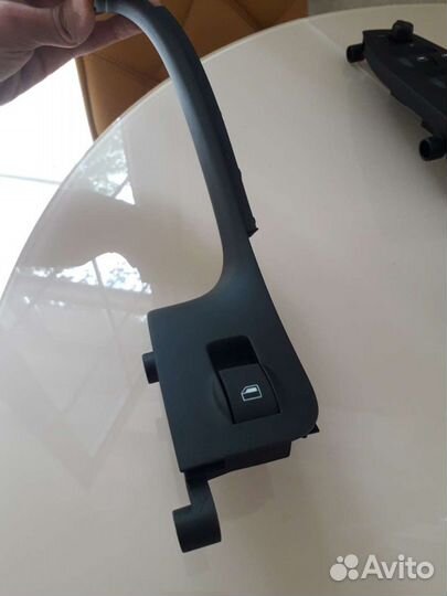 Пластик (Поручни) дверей ауди а4 б6 задние