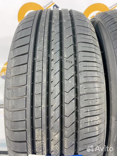 Winrun R330 215/55 R17 95V