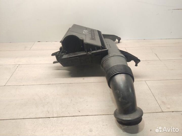 Корпус воздушного фильтра Mercedes Vito W639 ом646