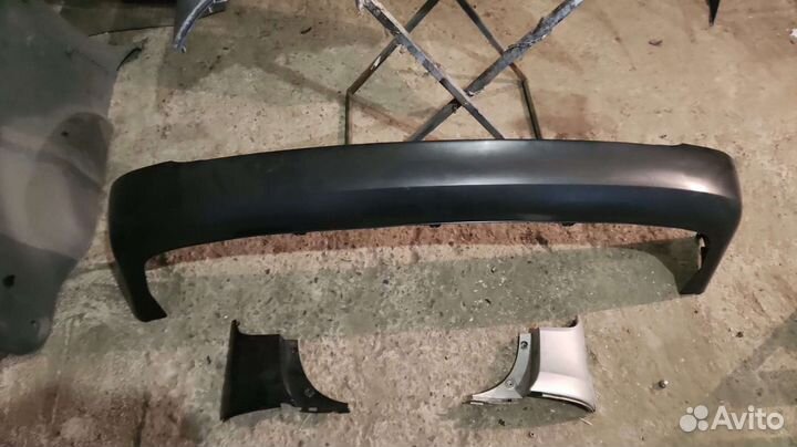 Бампер задний