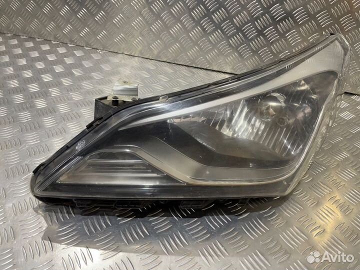 Фара передняя левая Hyundai Solaris 1.6